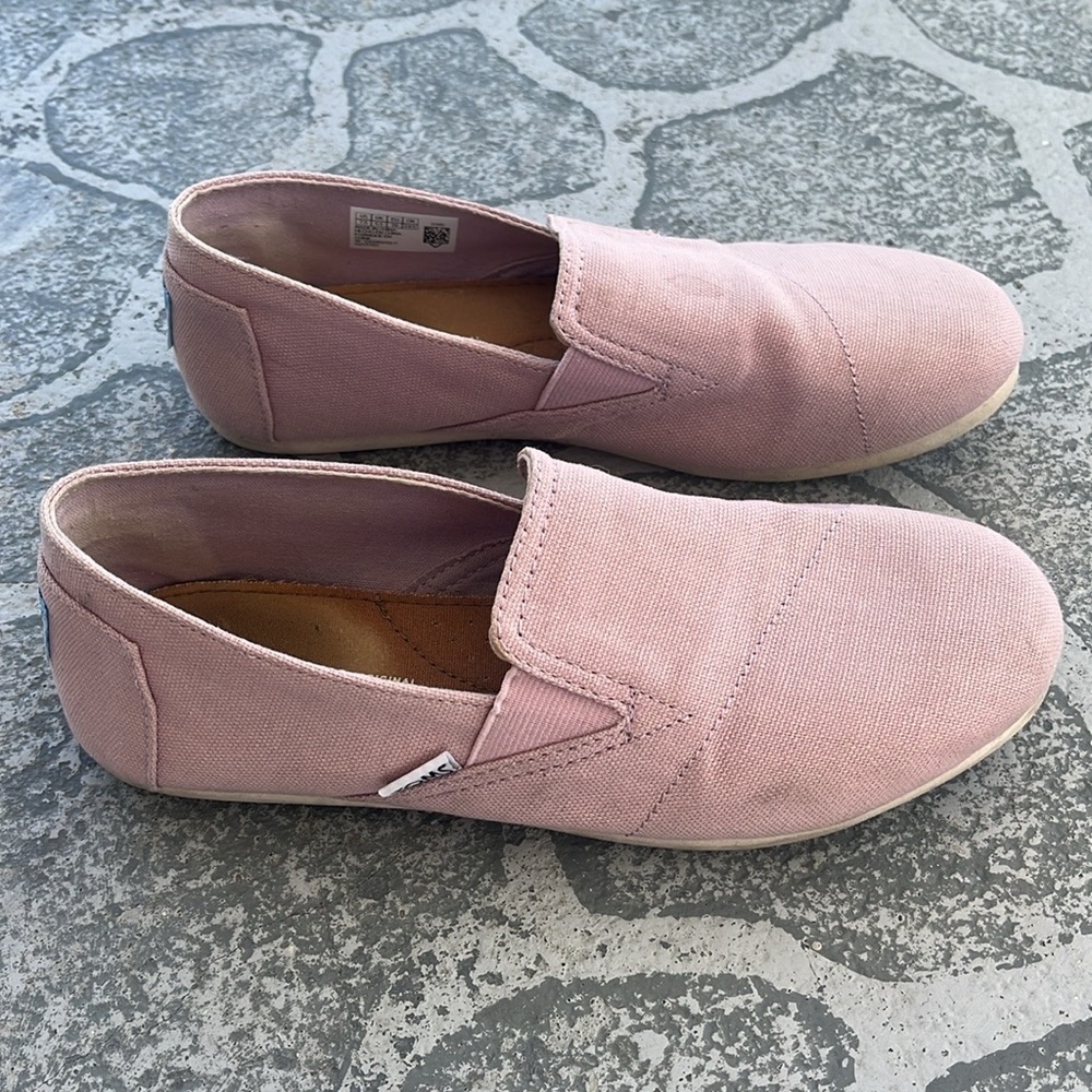 TOMS - Picture 5 of 6